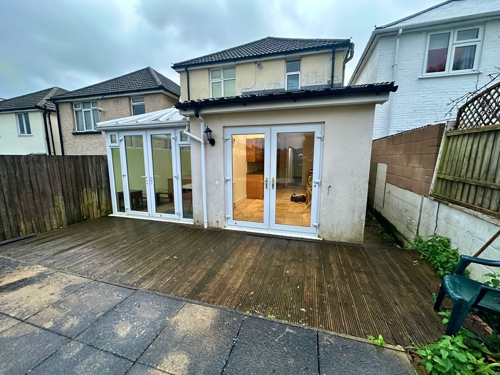 Property photo 3 of 25 Image