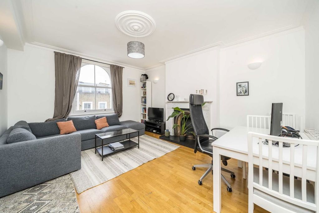 Property photo 2 of 7