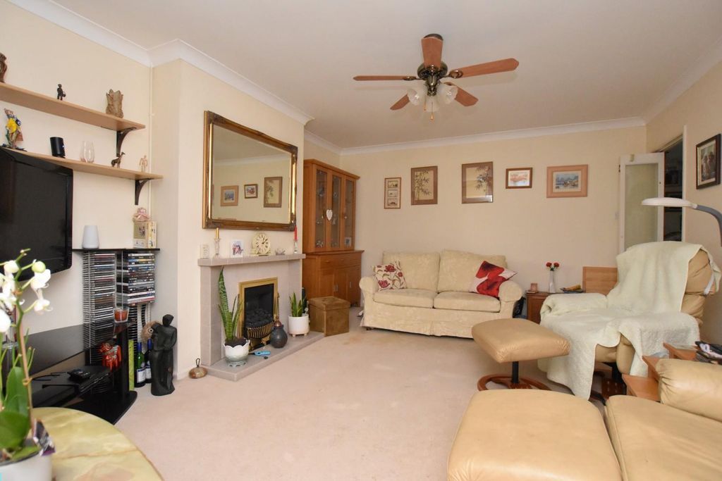 Property photo 2 of 17 Dsc_0010.Jpg