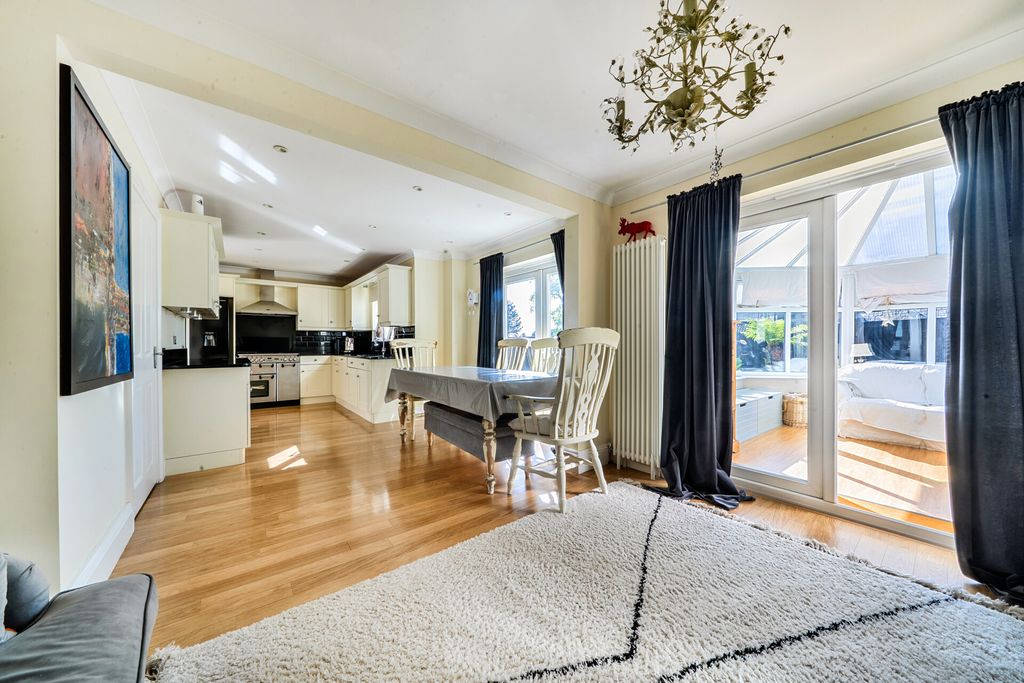 Property photo 3 of 30 1-6Abf0B6Fd6d18-1...