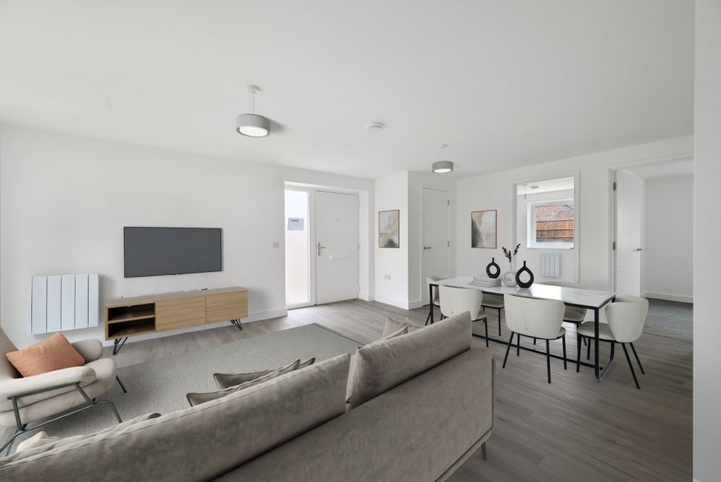 Property photo 1 of 8 Front