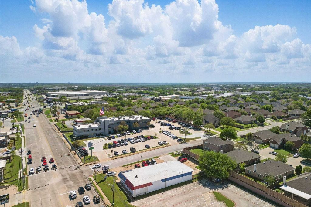 Property photo 3 of 11 <Alttext/>