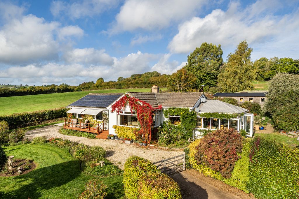 Property photo 1 of 38