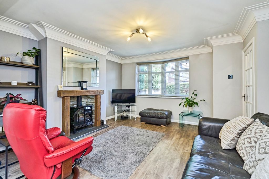 Property photo 2 of 20 Pbox-Img.Jpg