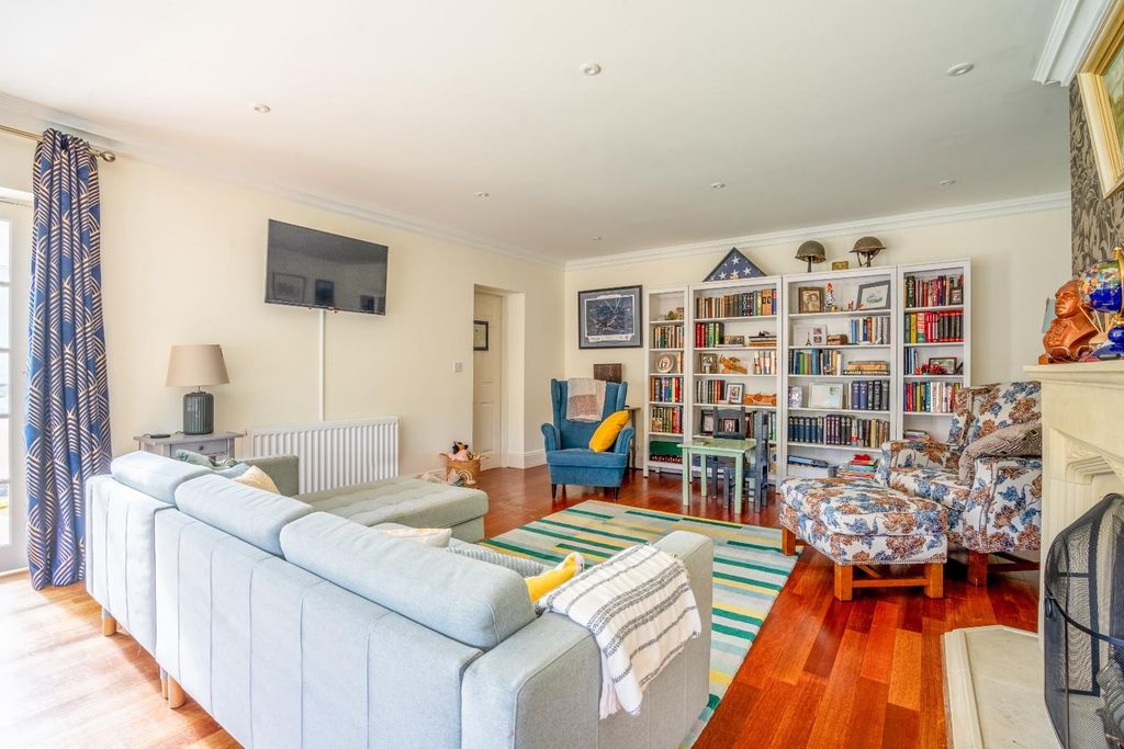 Property photo 3 of 19 Whc-11.Jpg