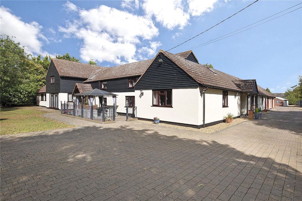 Property photo 2 of 40 Picture No. 10