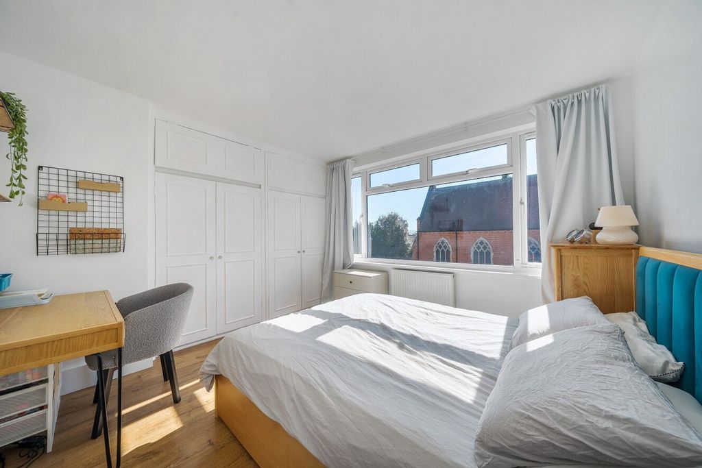 Property photo 3 of 7 Picture No. 06