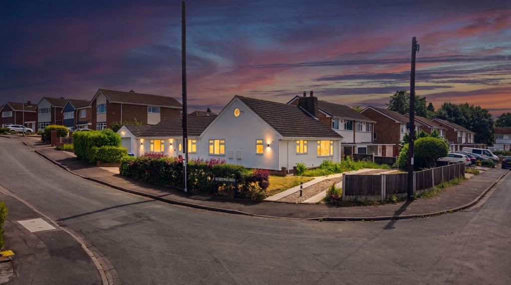 Property photo 2 of 27 5104753