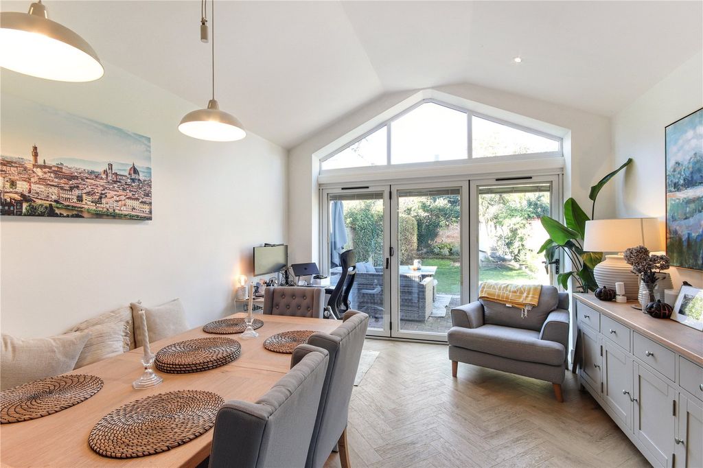 Property photo 3 of 14 Dining Room