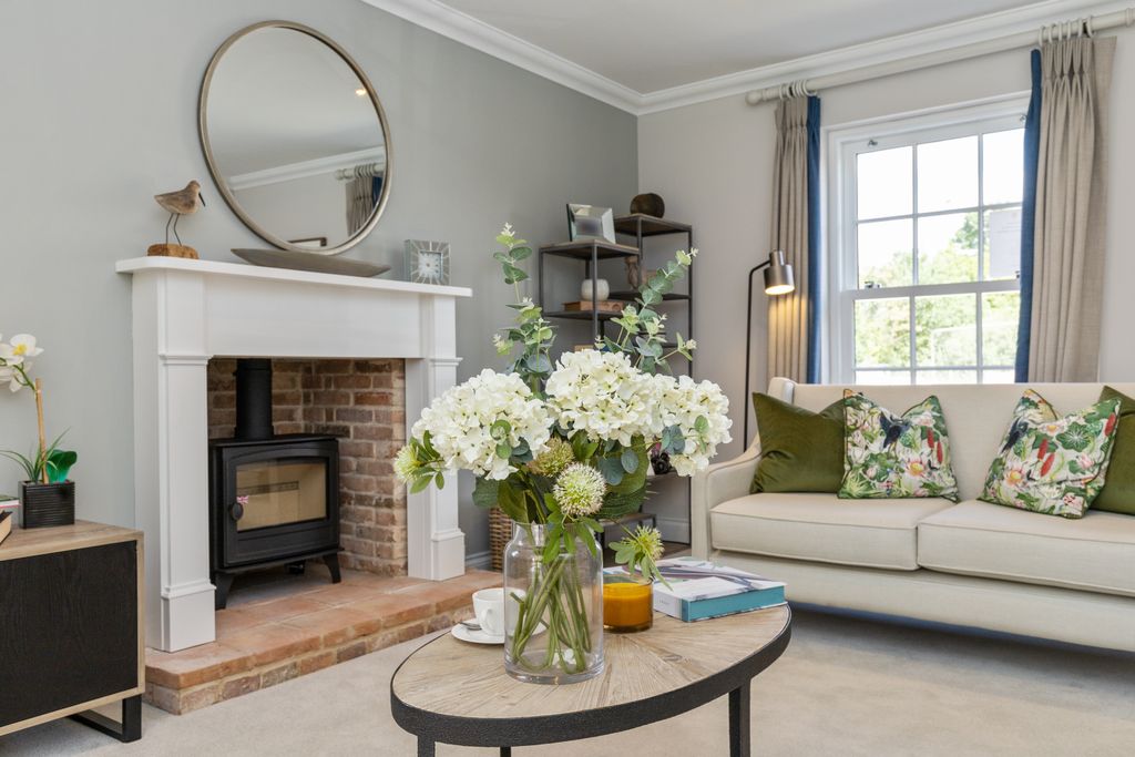 Property photo 3 of 10