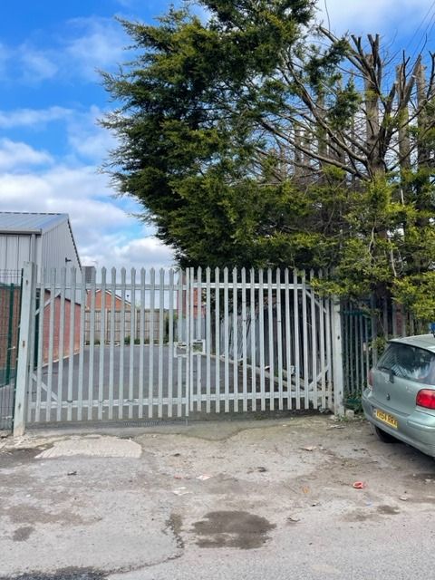 Property photo 2 of 8