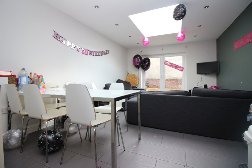 Property photo 3 of 11 Call 02920 454555 To Secure Your Viewing_10
