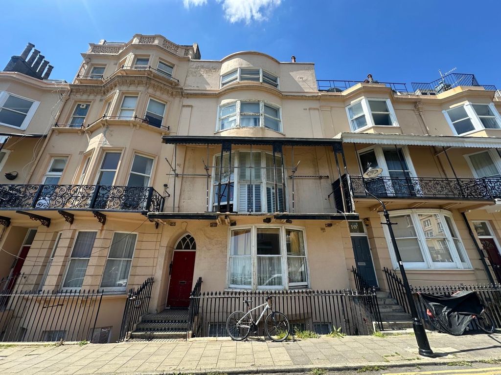 Property photo 1 of 5 Cover