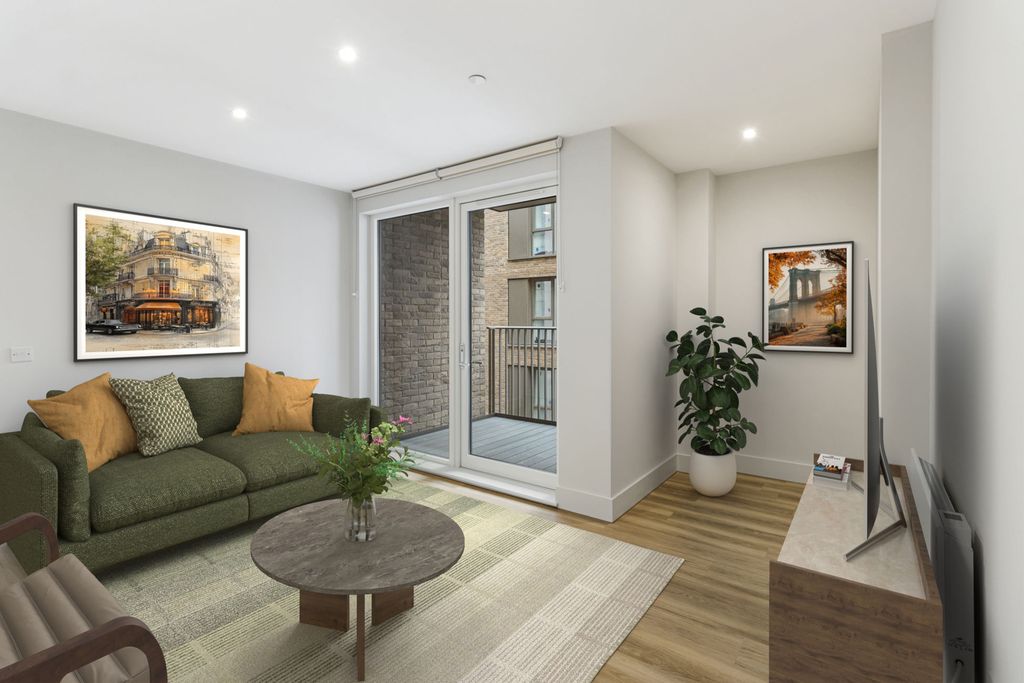 Property photo 1 of 11