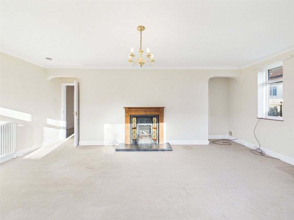 Property photo 2 of 22 Picture No. 03