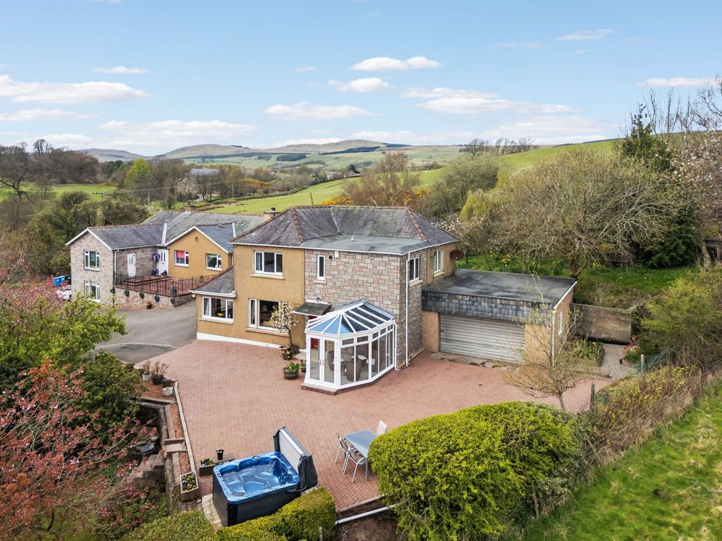 Property photo 1 of 39 Aerial 1