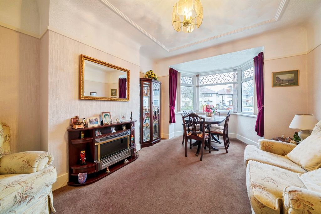 Property photo 2 of 20