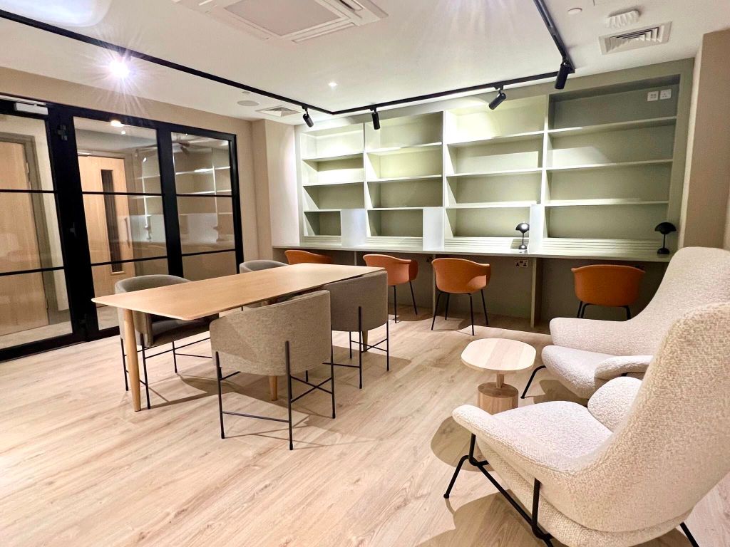 Property photo 3 of 4