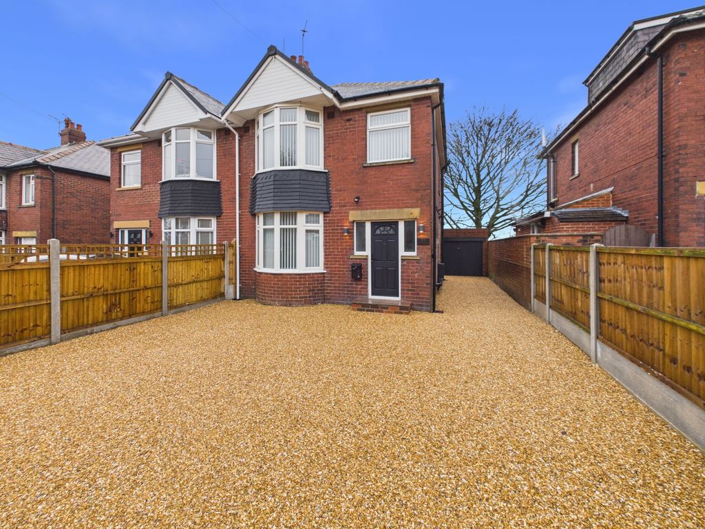 Property photo 1 of 25