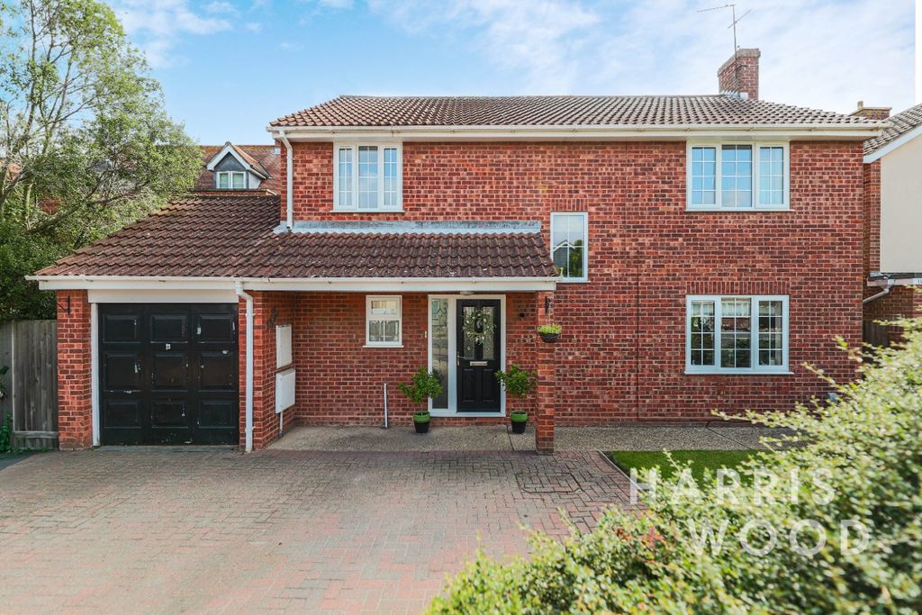 Property photo 1 of 38 4420881