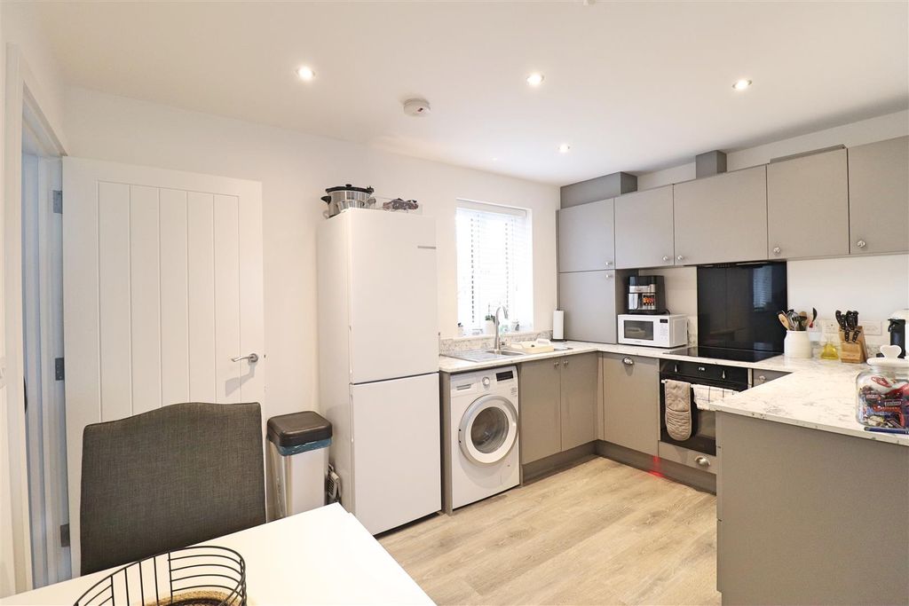 Property photo 3 of 12 Img_2686.Jpg