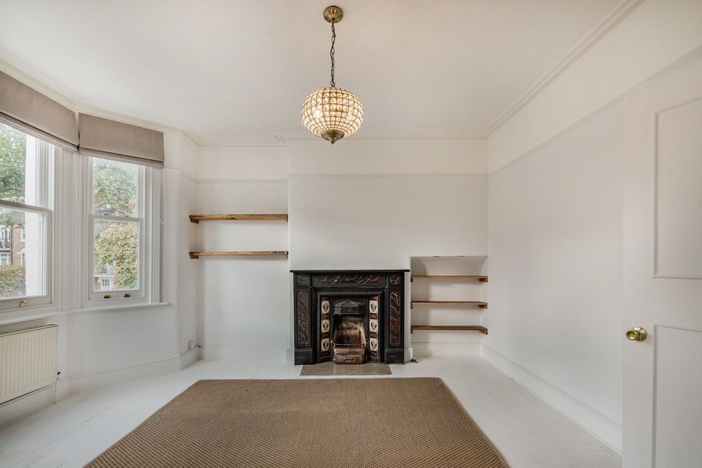 Property photo 3 of 7