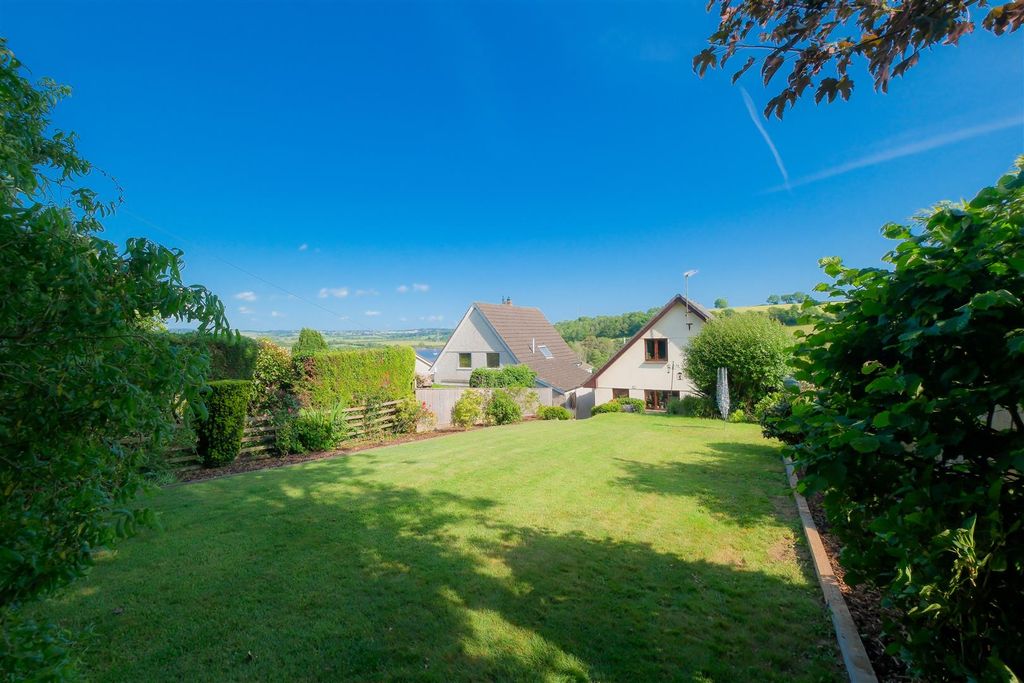 Property photo 2 of 25 Parry The Quillett Cargreen Photos-30.Jpg