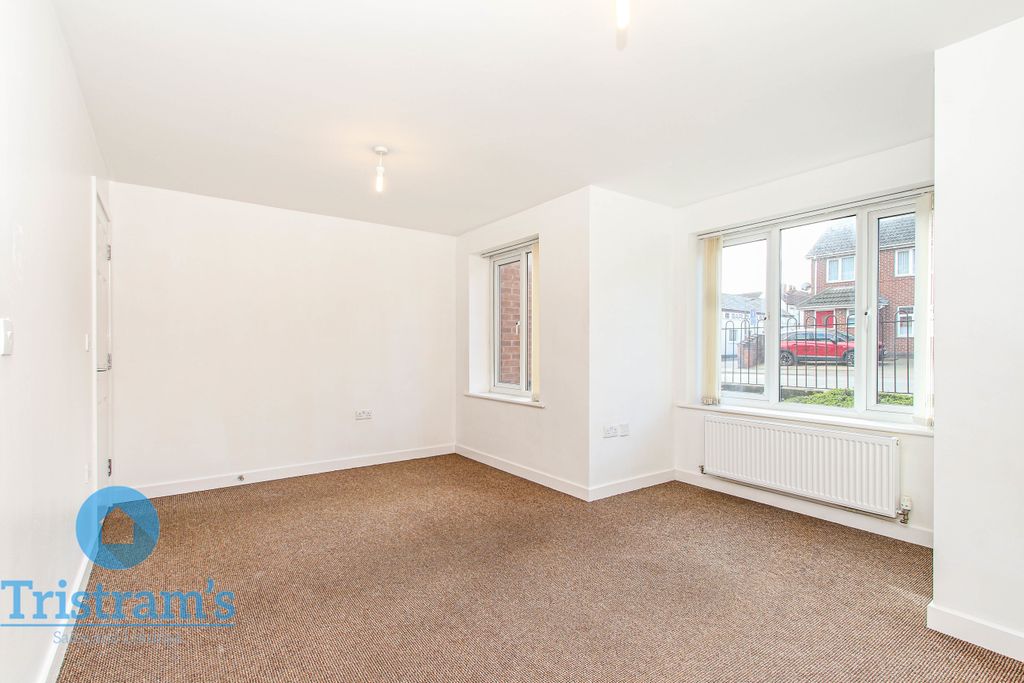 Property photo 2 of 13 Img_7643