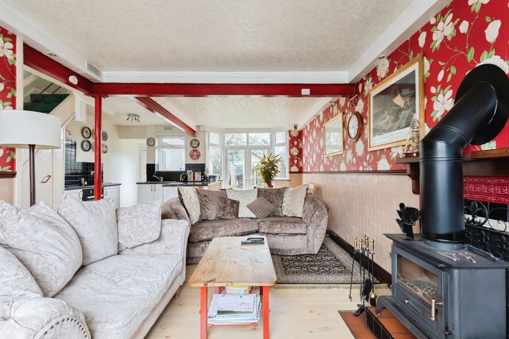 Property photo 2 of 23 Pbox-Img.Jpg