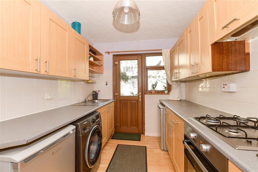 Property photo 3 of 12 Kitchen