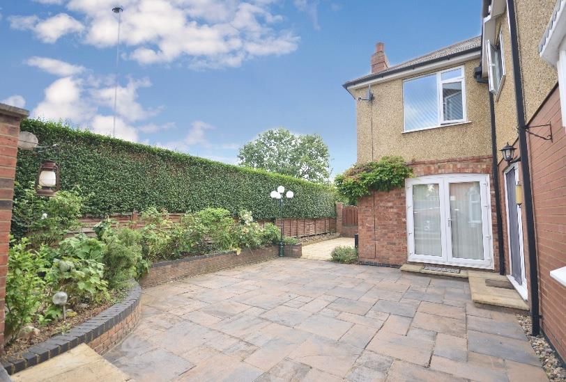 Property photo 3 of 14 Garden