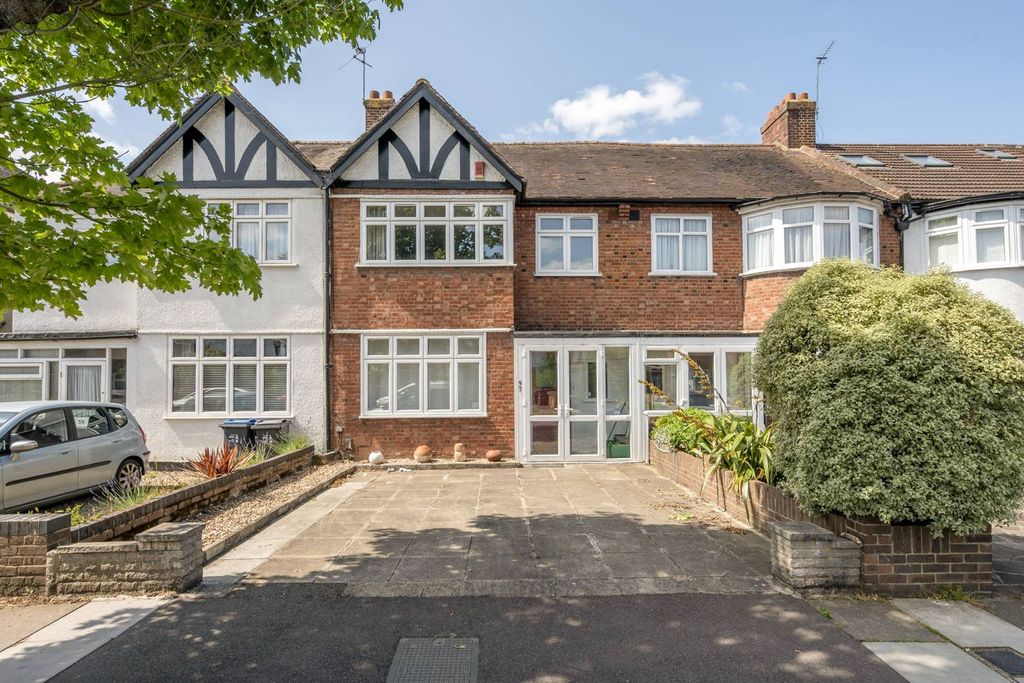 Property photo 2 of 16