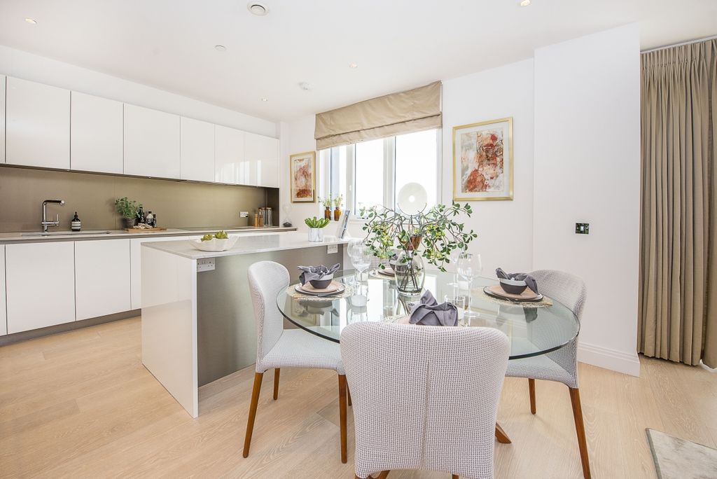 Property photo 3 of 13 10