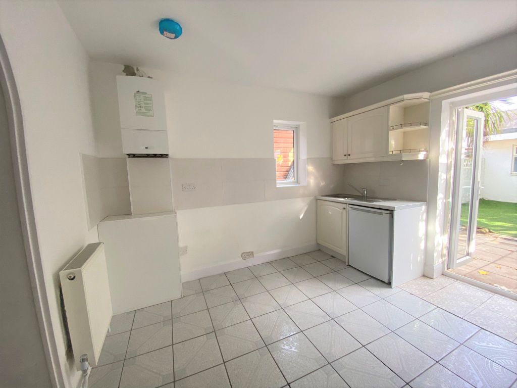 Property photo 3 of 23