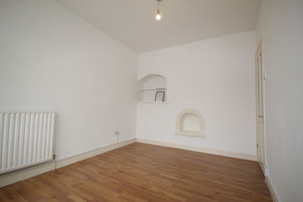 Property photo 3 of 11 Img 9123