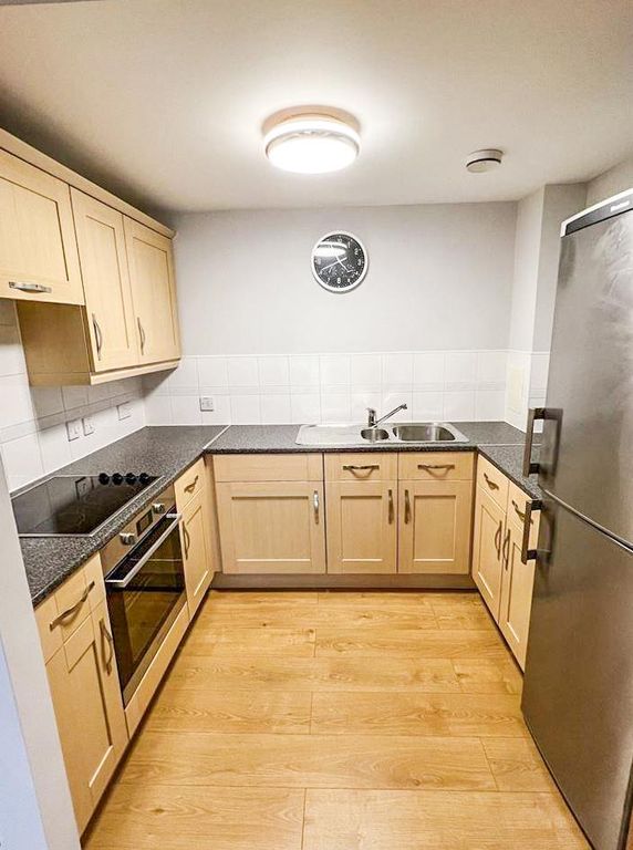 Property photo 3 of 5 Kitchen Mck.Jpg