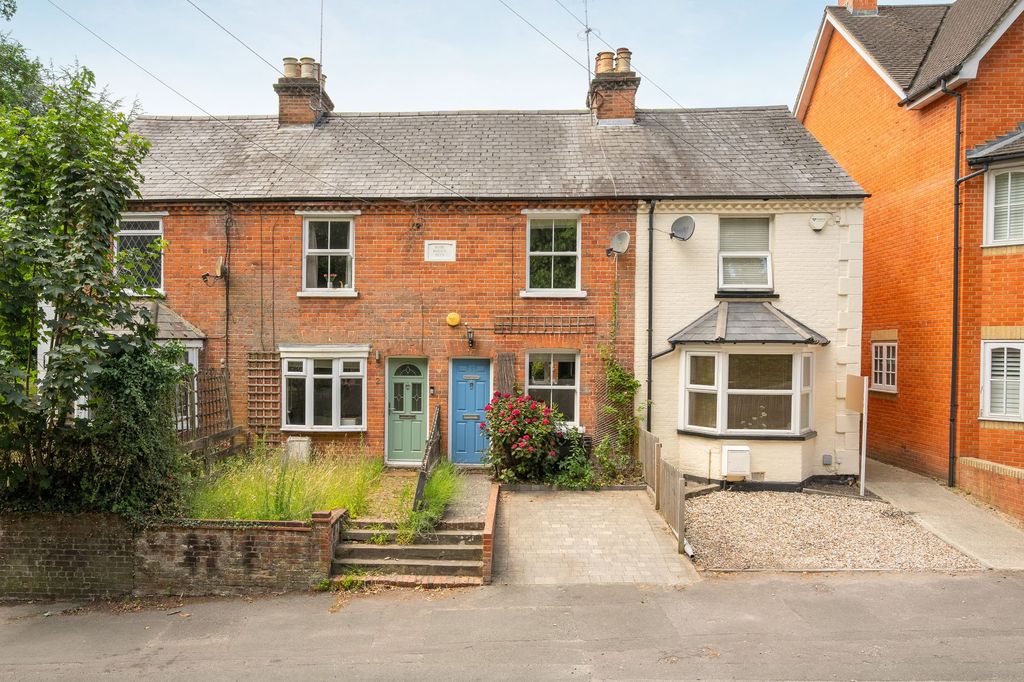 Property photo 1 of 11