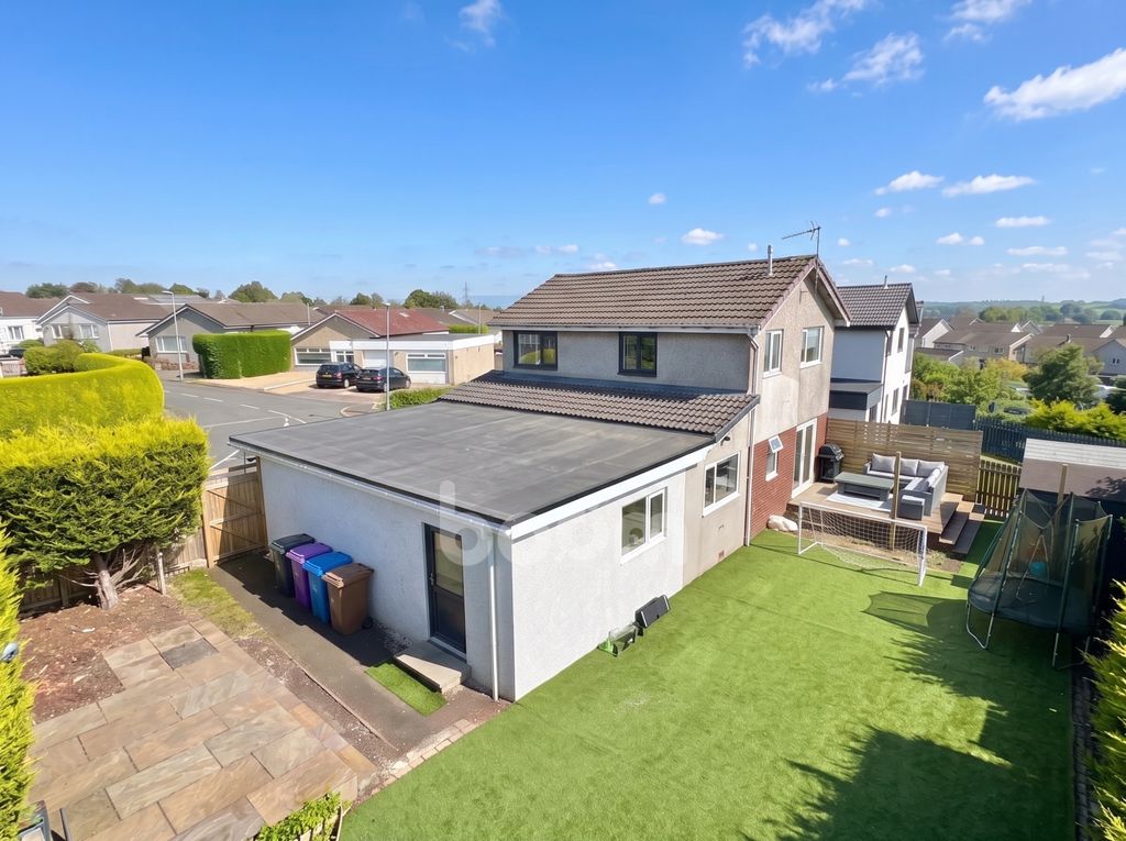 Property photo 3 of 29 Lancaster Avenue, Beith Rear Garden Photo