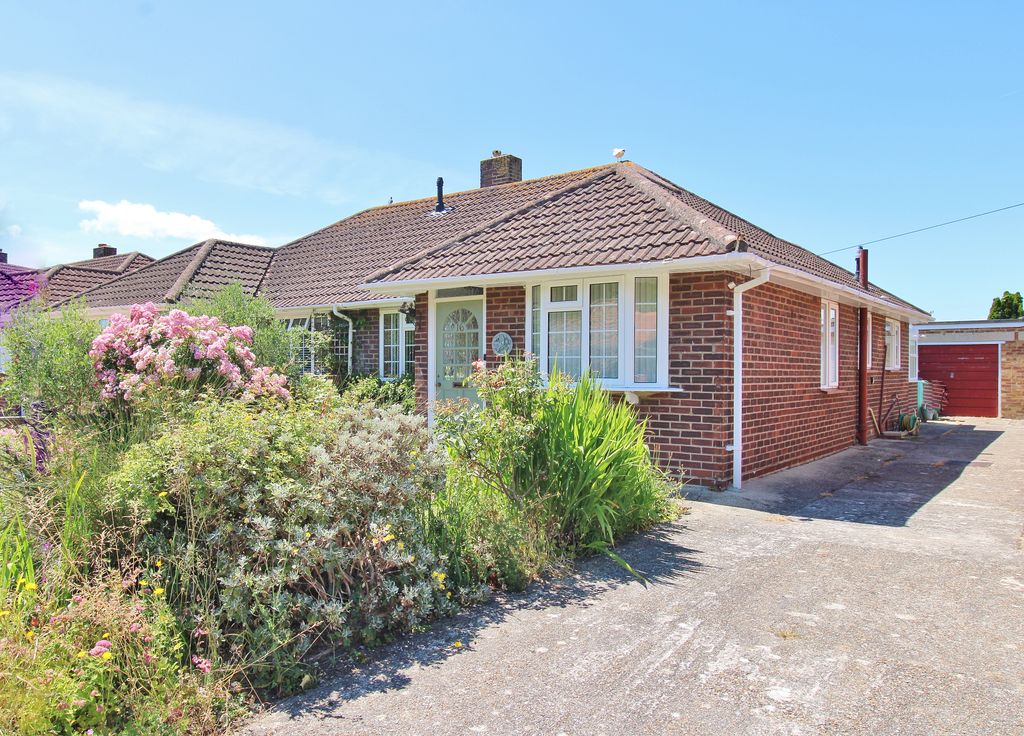 Property photo 3 of 26