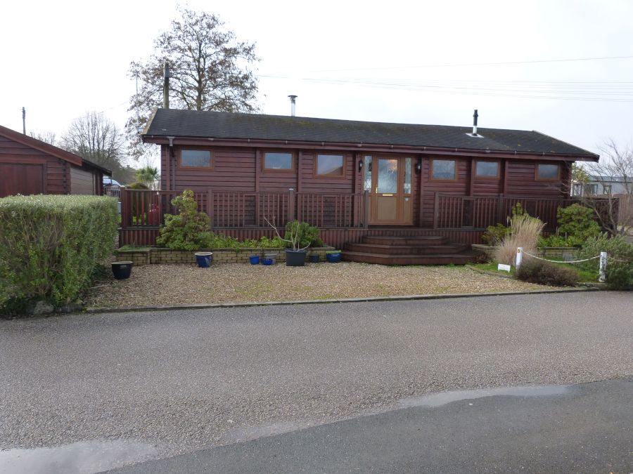 Property photo 1 of 21 The Park Home