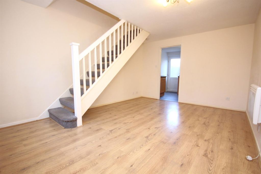 Property photo 3 of 8 Img_7366.Jpg