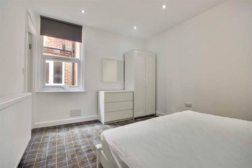 Property photo 3 of 10 7D363Fd9-D6C6-493F-A37C-910D42C83Fdf_1_201_A.Jpeg