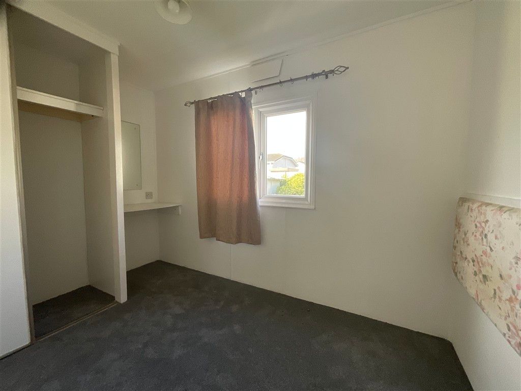 Property photo 3 of 5 Bedroom