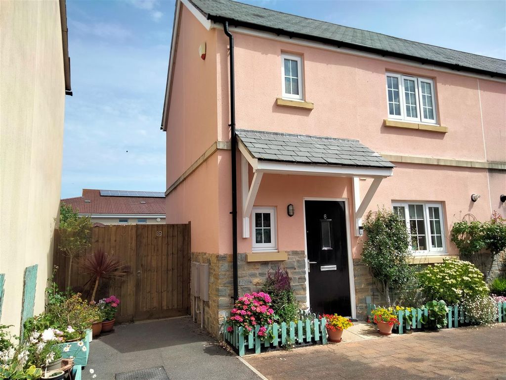 Property photo 1 of 38