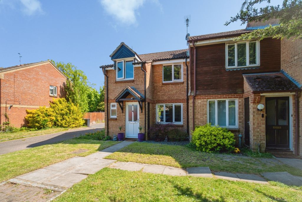 Property photo 2 of 18