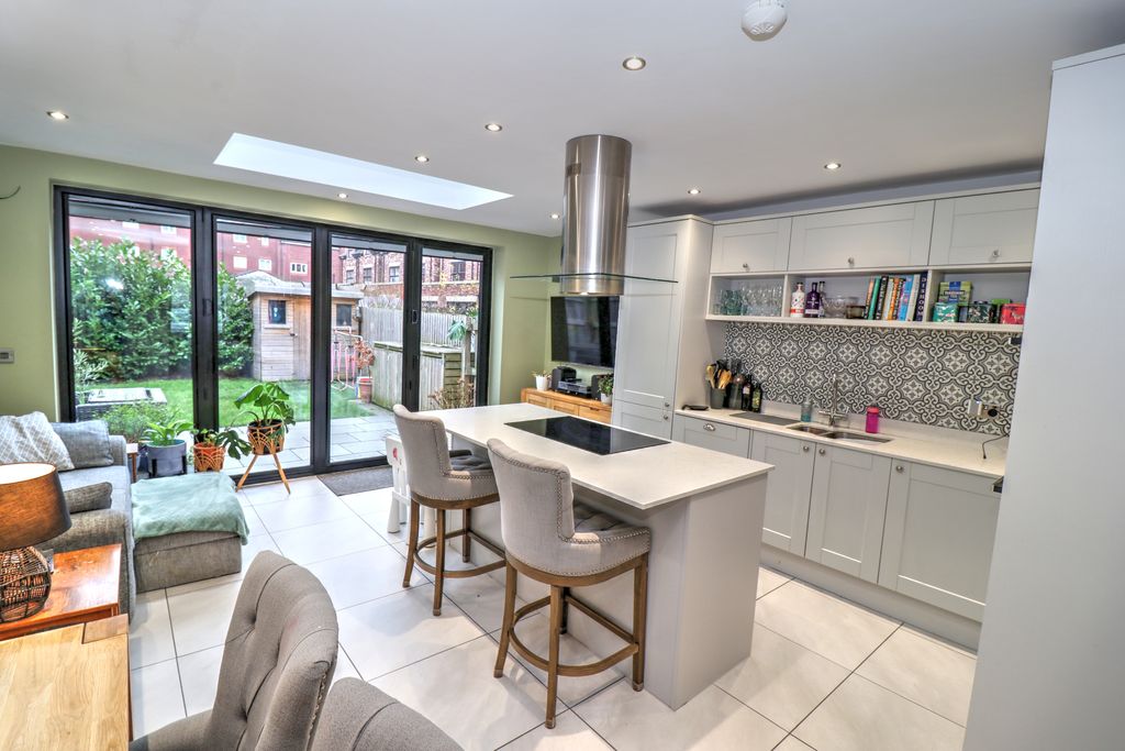 Property photo 3 of 28 Img_7687