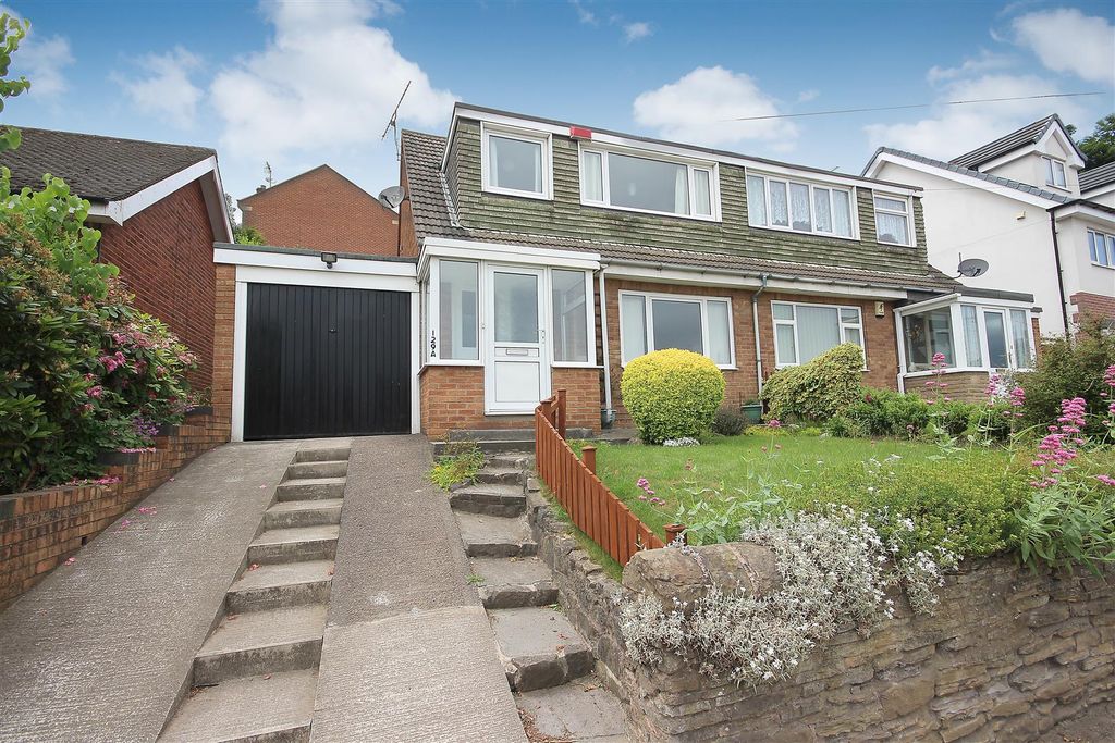Property photo 1 of 14 Outside