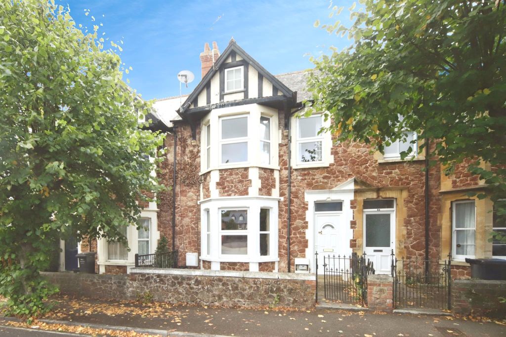 Property photo 1 of 17