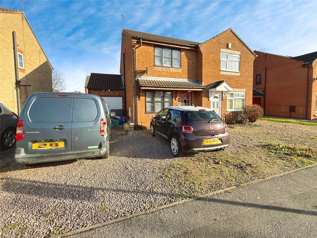 Property photo 2 of 16 Outside