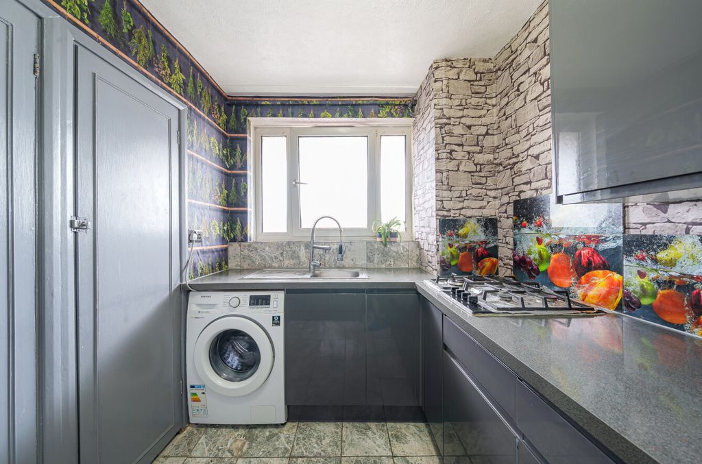 Property photo 2 of 20 1155130 (4).Jpg